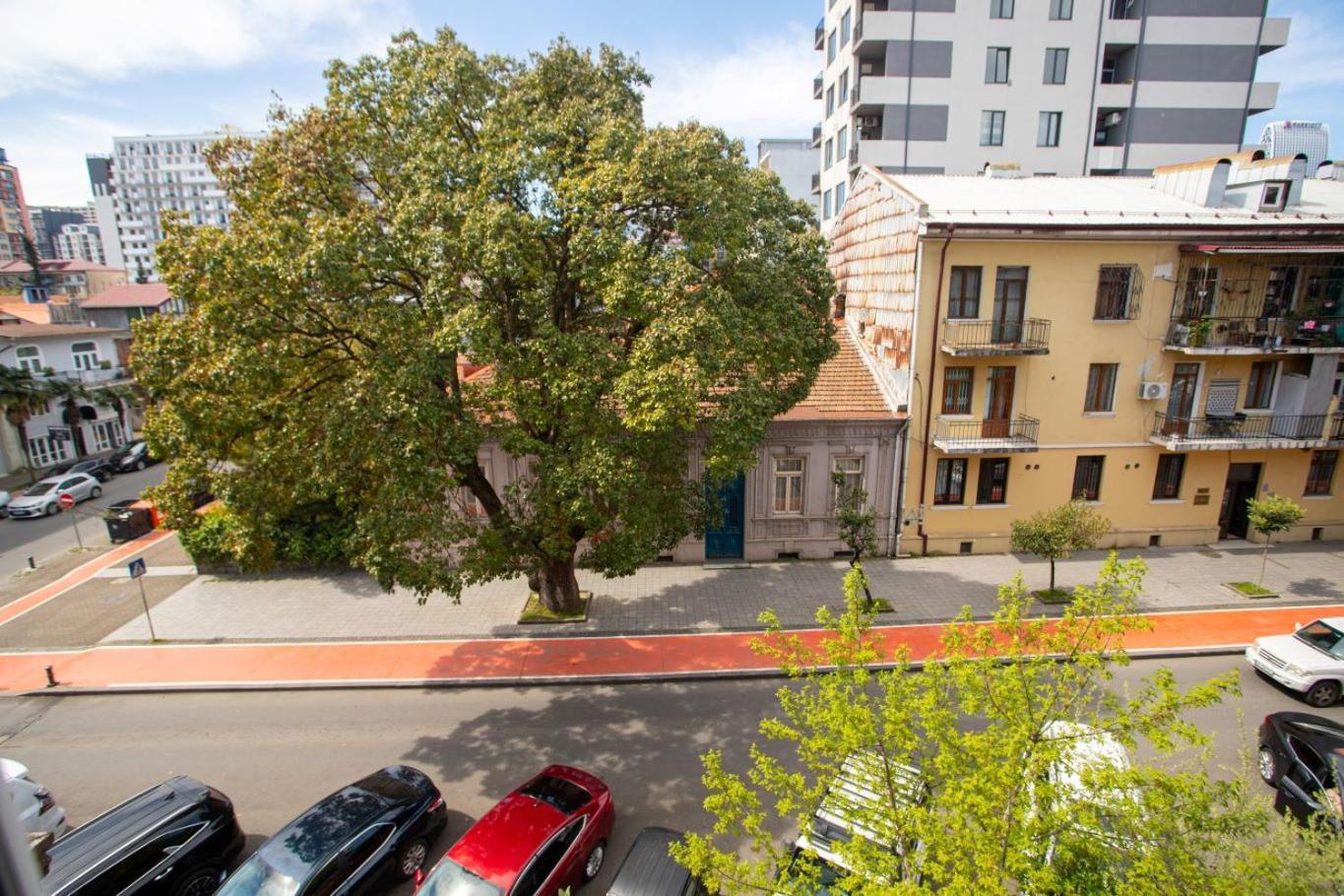 Irise Hotel Batumi Exterior photo