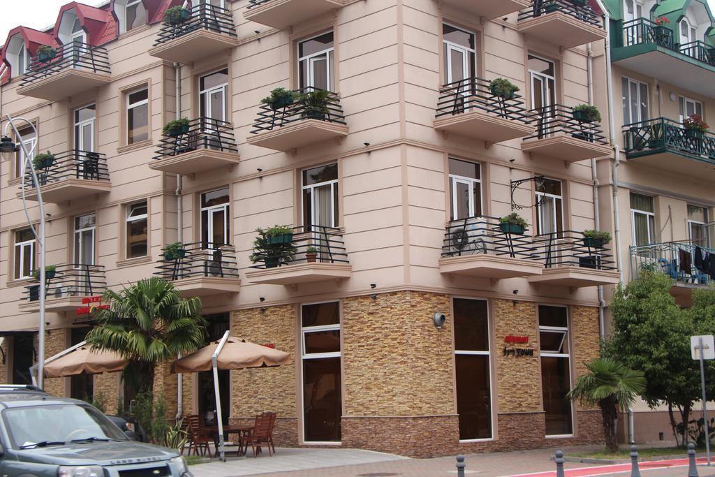 Irise Hotel Batumi Exterior photo